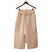 Load image into Gallery viewer, <transcy>شورت كاجوال من الكتان العضوي</transcy>