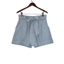 Load image into Gallery viewer, Linen - Pleated Shorts With Fabric Belt