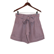 Load image into Gallery viewer, Linen - Pleated Shorts With Fabric Belt