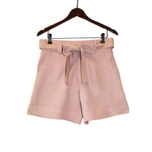 Load image into Gallery viewer, Linen - Pleated Shorts With Fabric Belt