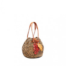 Load image into Gallery viewer, Quillberry - Pandemika