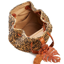 Load image into Gallery viewer, Quillberry - Pandemika