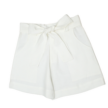 Load image into Gallery viewer, Linen - Pleated Shorts With Fabric Belt