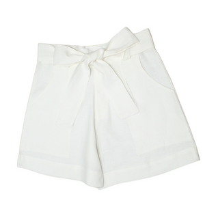 Linen - Pleated Shorts With Fabric Belt