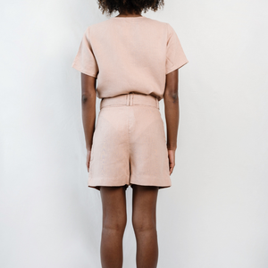 Linen - Pleated Shorts With Belt